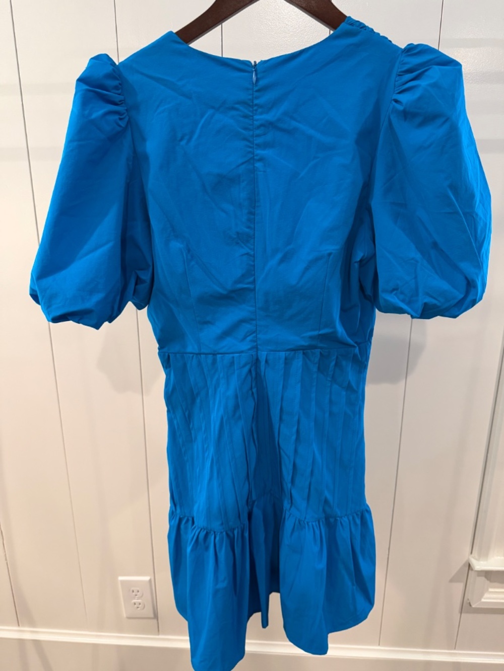 TCEC Dress - Picture 3 of 3